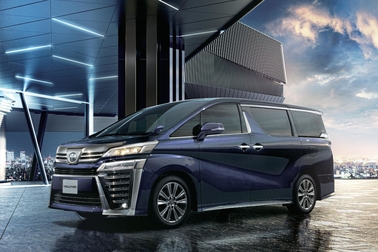 特別仕様車 Z“GOLDEN EYES”（7人乗り・2WD）［ベース車両はZ（7人乗り・2WD）］