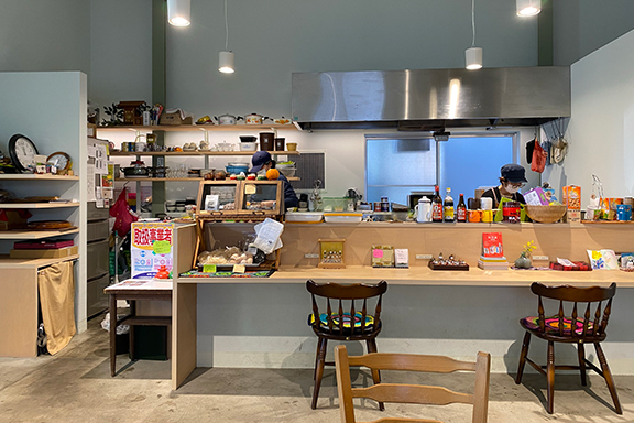 kokuban-cafe_03_576x384