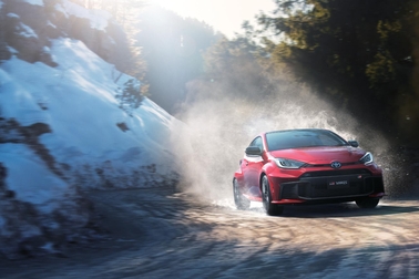 RZ［GR-DAT（8AT・4WD）］